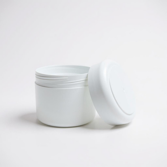 125g plastic container.Cosmetic jar