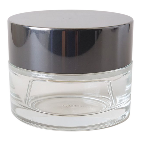 50g Clear glass jar with a silver lid.